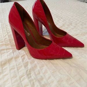 Stylish Red High Heels Sz 37